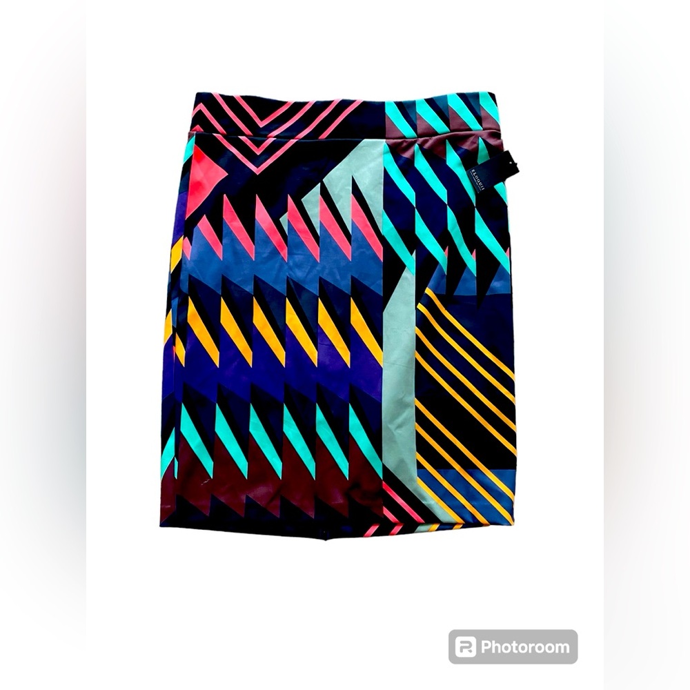 Neoprene pencil skirt beautiful colors size 22 Eliquii.
